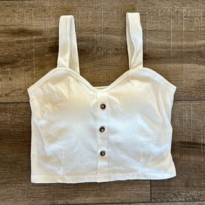 HALARA Front Button Ribbed-Knit Tank Top (Cropped)